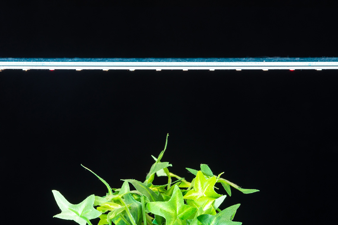 超薄型 LED 01 植物育成灯はSODATEC(ソダテック)